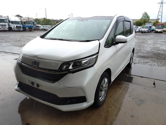 HONDA FREED — фото