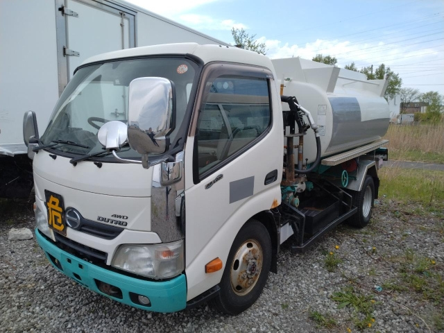 HINO DUTRO — фото