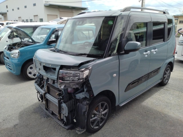 DAIHATSU TANTO — фото