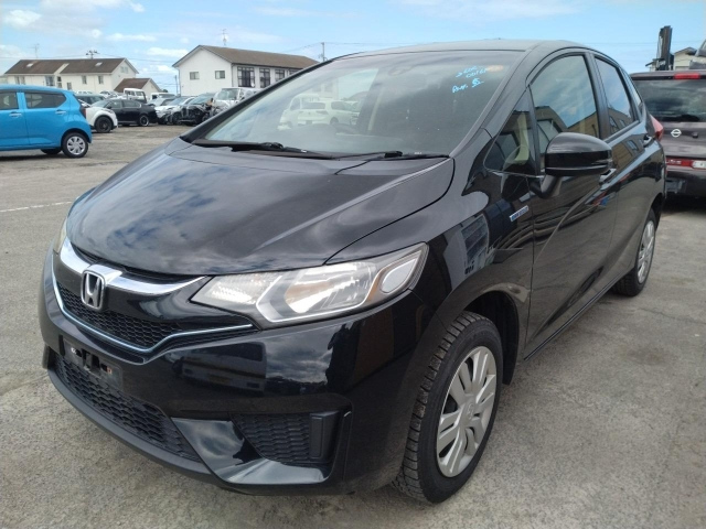 HONDA FIT — фото
