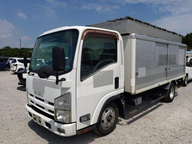 ISUZU ELF — фото