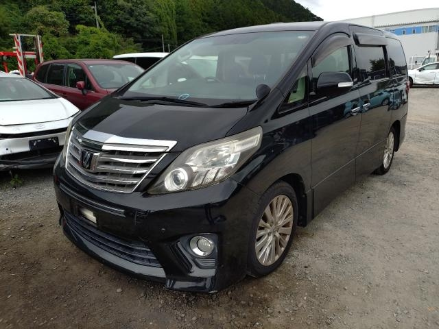 TOYOTA ALPHARD — фото