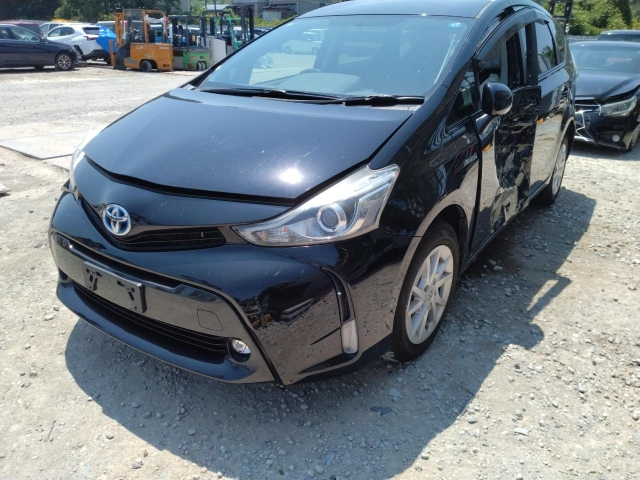 TOYOTA PRIUS — фото