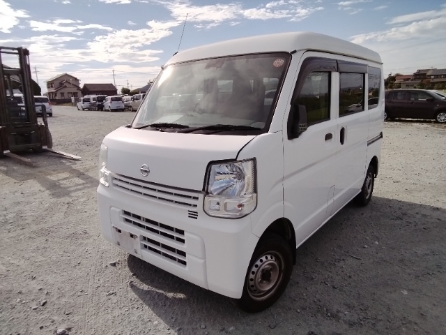 NISSAN CLIPPER — фото