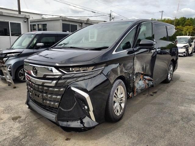 TOYOTA ALPHARD — фото