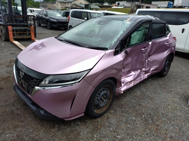 NISSAN NOTE — фото