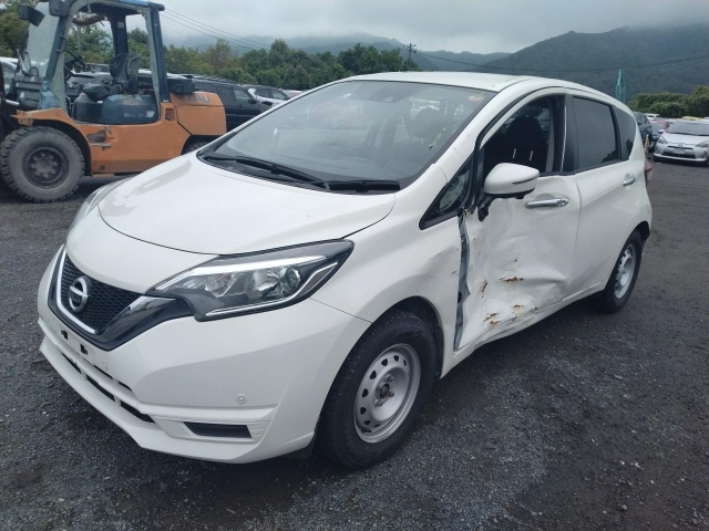 NISSAN NOTE — фото