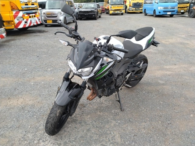 ISUZU FORWARD — фото