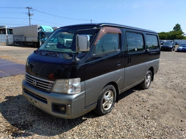 NISSAN CARAVAN — фото
