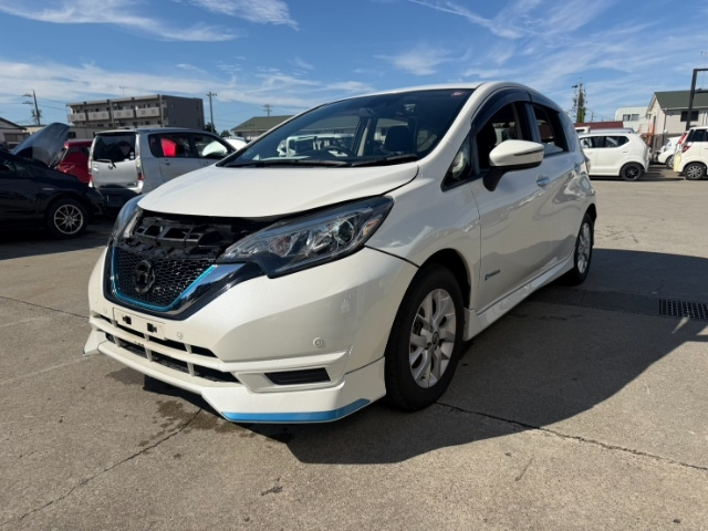 NISSAN NOTE — фото