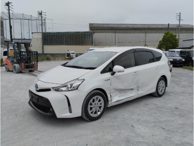 TOYOTA PRIUS — фото