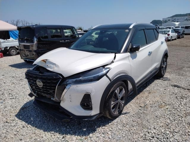 NISSAN KIX