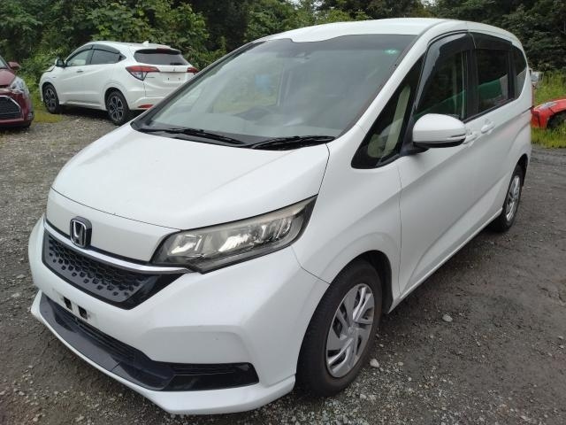 HONDA FREED — фото