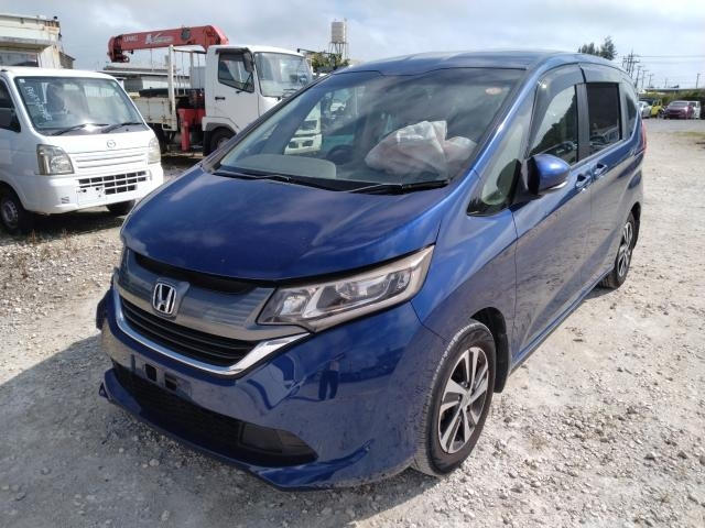HONDA FREED — фото