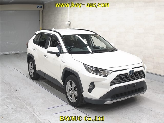 TOYOTA RAV4 — фото
