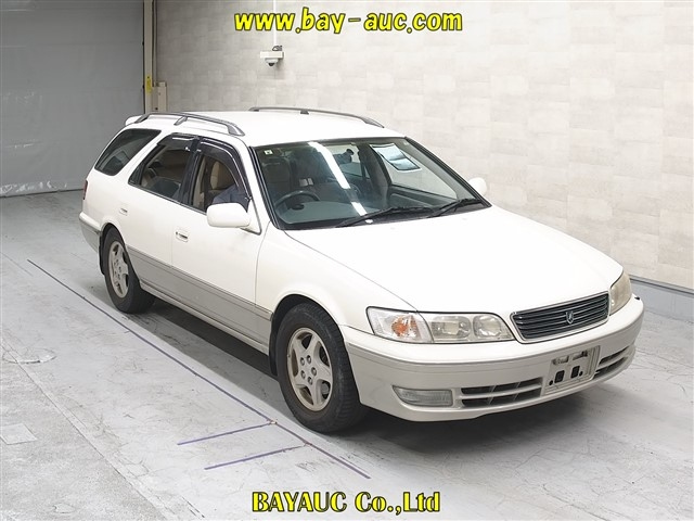 TOYOTA MARK2 QUALIS