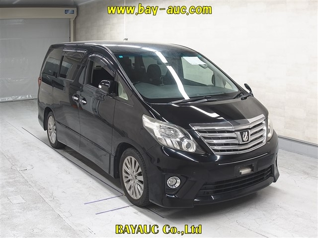 TOYOTA ALPHARD — фото