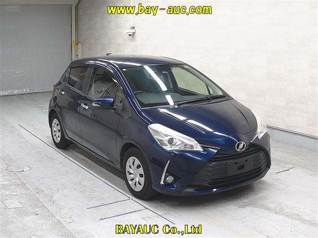TOYOTA VITZ — фото