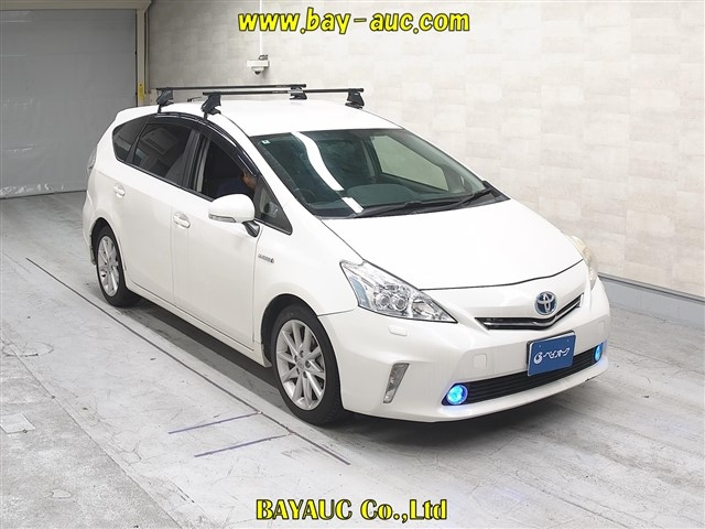 TOYOTA PRIUS — фото