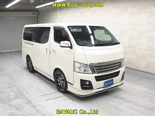 NISSAN CARAVAN — фото