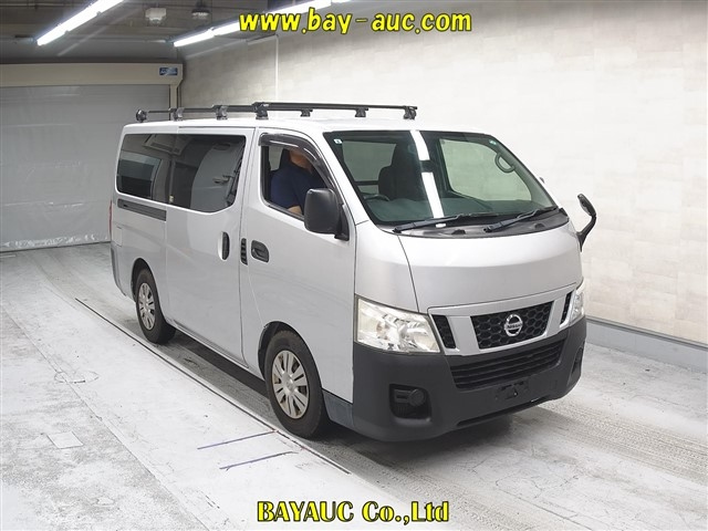 NISSAN CARAVAN — фото