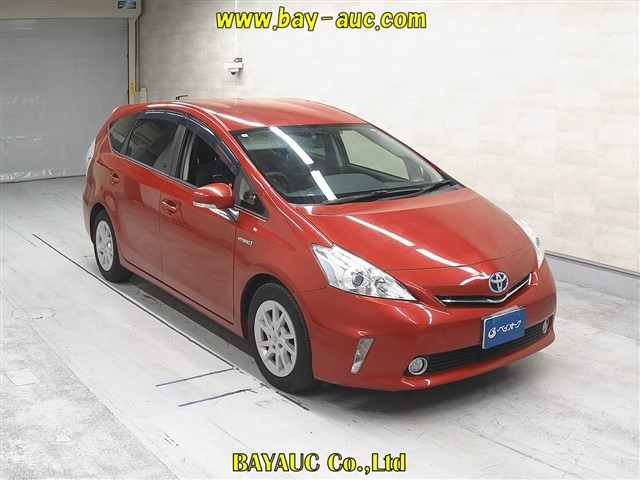 TOYOTA PRIUS — фото