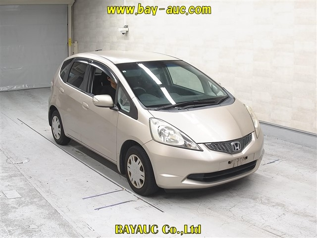 HONDA FIT — фото