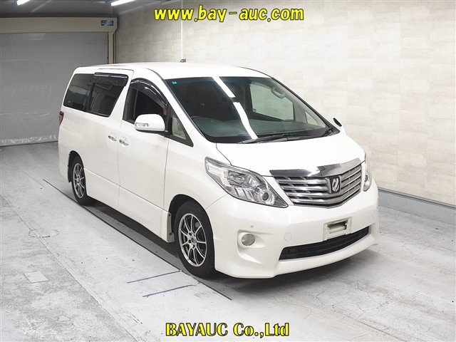 TOYOTA ALPHARD — фото