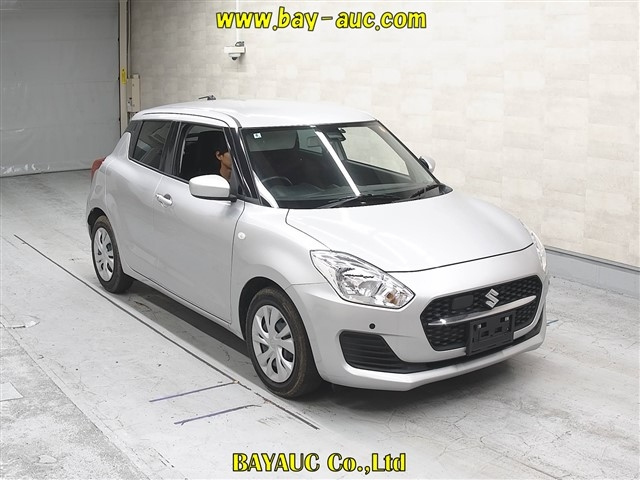 SUZUKI SWIFT — фото