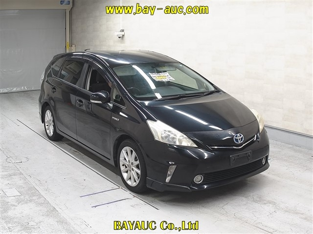 TOYOTA PRIUS — фото
