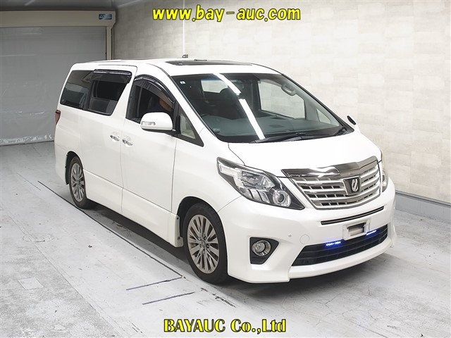 TOYOTA ALPHARD — фото