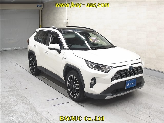 TOYOTA RAV4 — фото