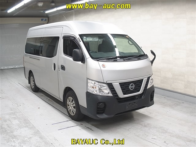 NISSAN CARAVAN — фото