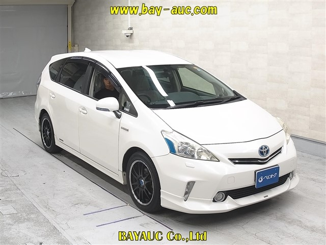 TOYOTA PRIUS — фото