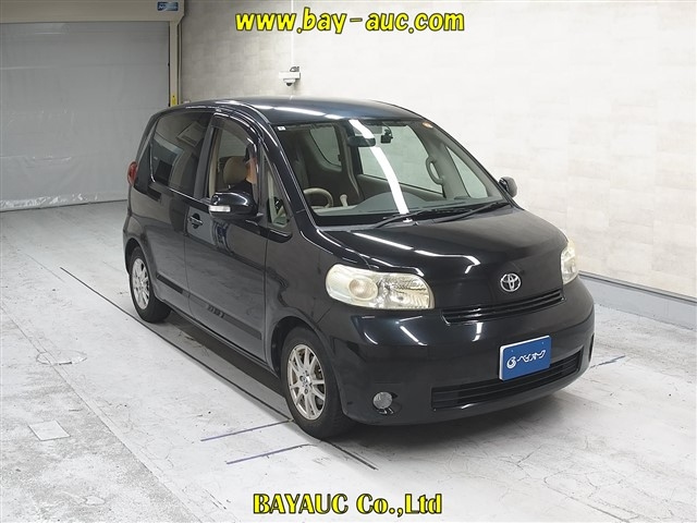 TOYOTA PORTE — фото