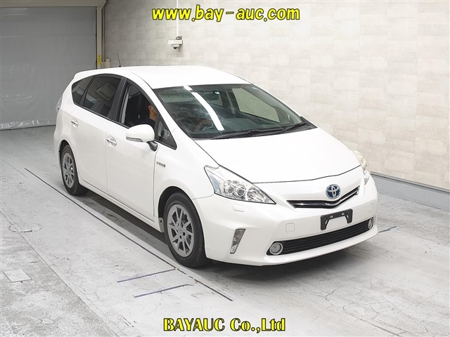 TOYOTA PRIUS — фото