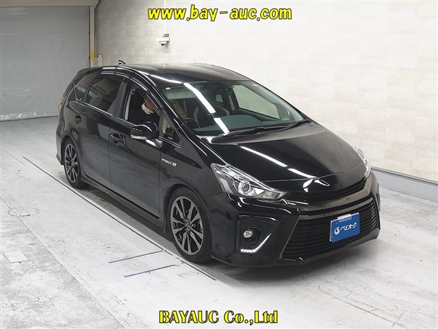 TOYOTA PRIUS — фото