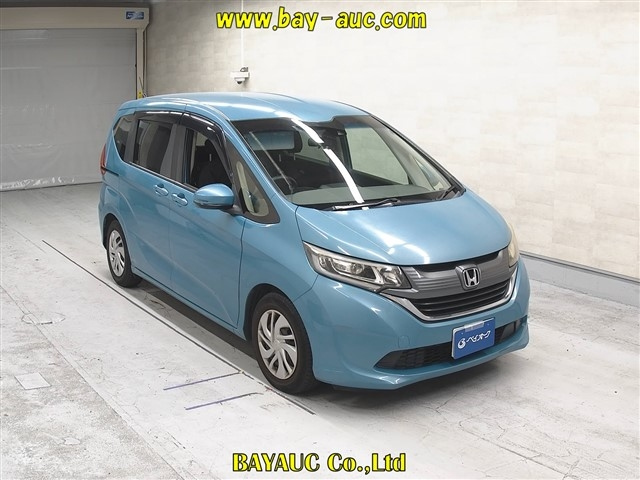 HONDA FREED — фото