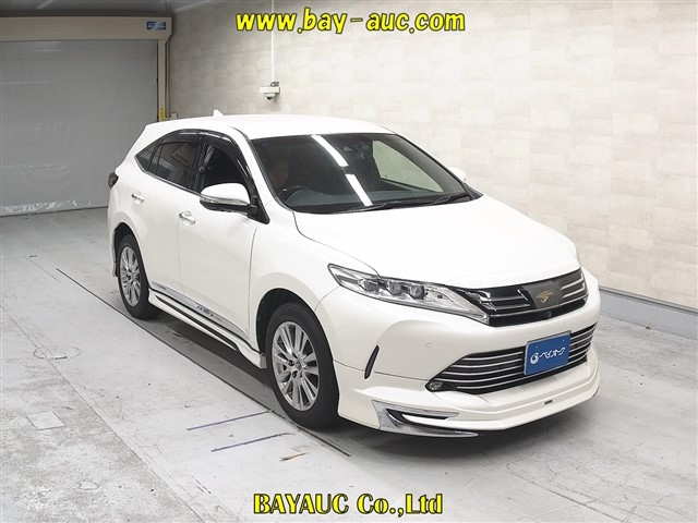 TOYOTA HARRIER — фото