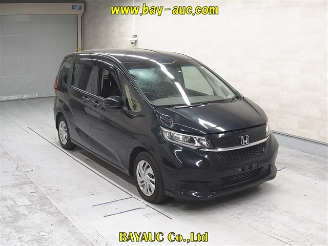 HONDA FREED — фото
