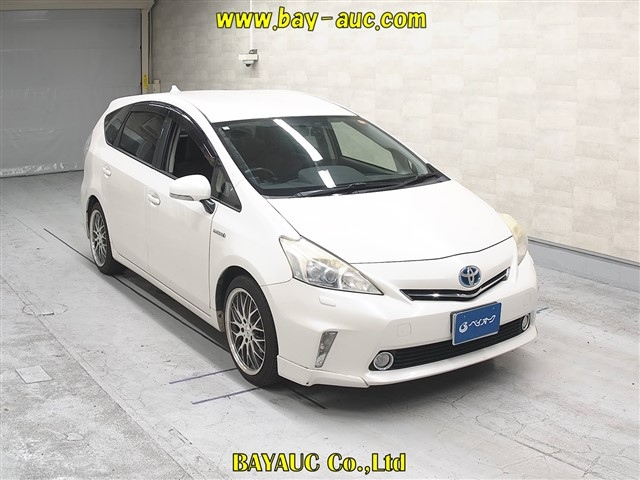 TOYOTA PRIUS — фото