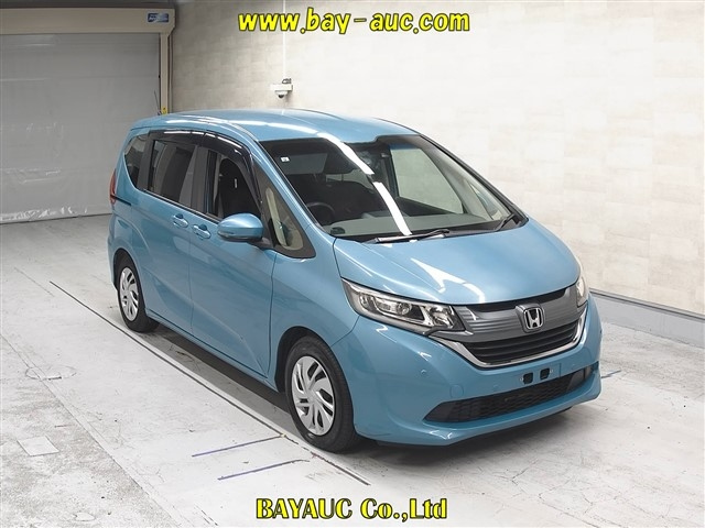 HONDA FREED — фото