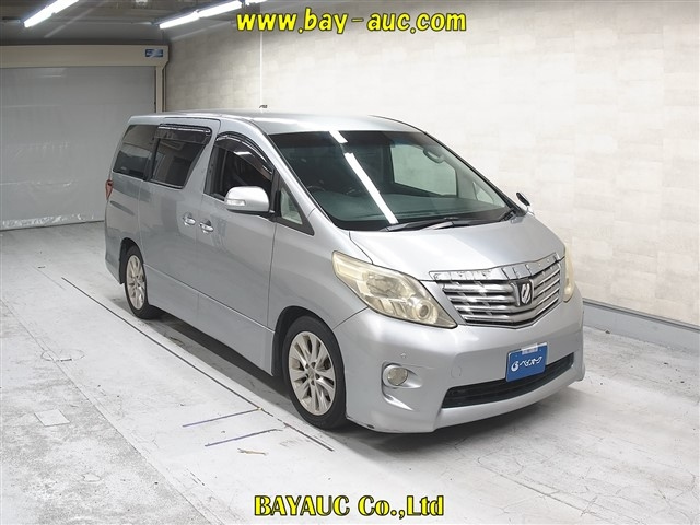 TOYOTA ALPHARD — фото