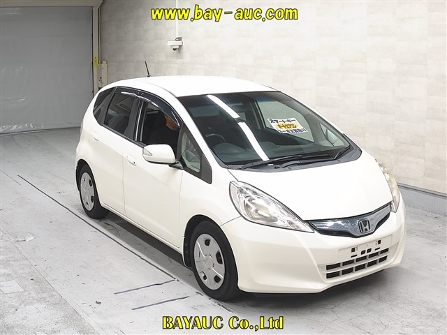 HONDA FIT — фото