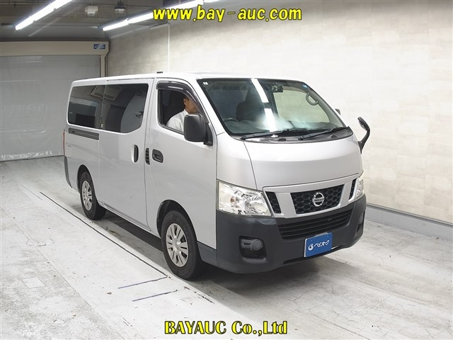 NISSAN CARAVAN — фото