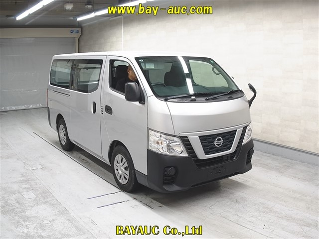NISSAN CARAVAN — фото