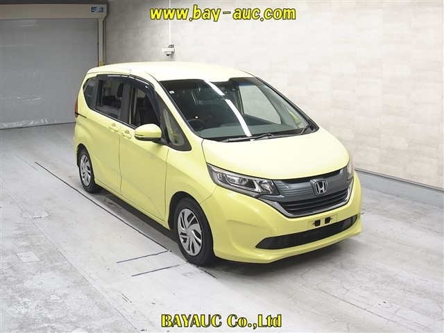 HONDA FREED — фото