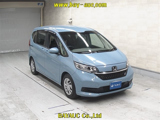 HONDA FREED — фото
