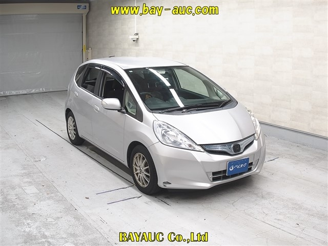 HONDA FIT — фото
