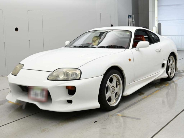 TOYOTA SUPRA — фото